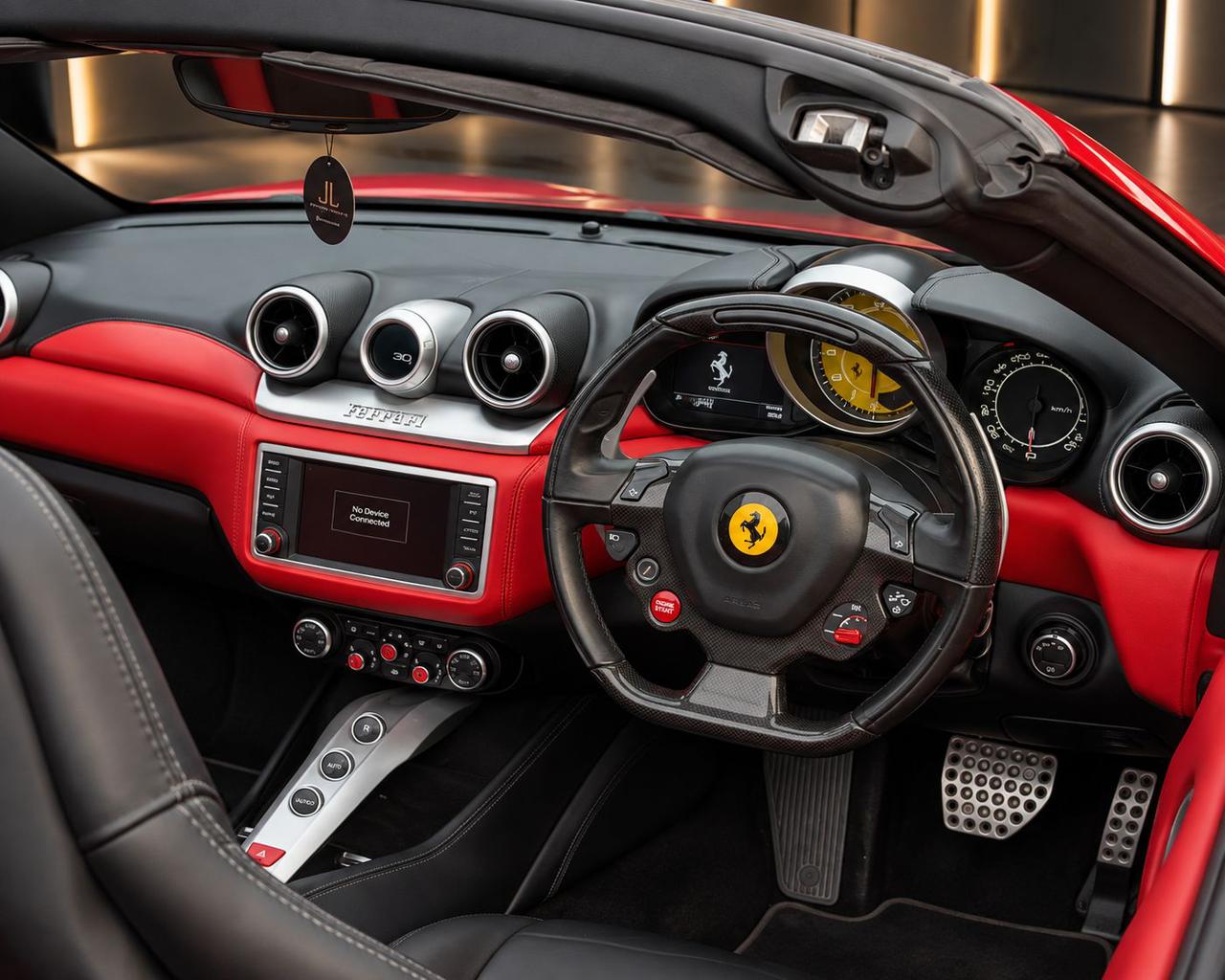 Ferrari California T 
