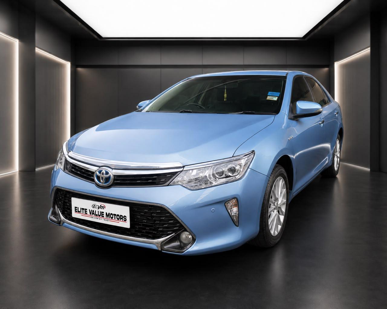 Toyota Camry Hybrid 