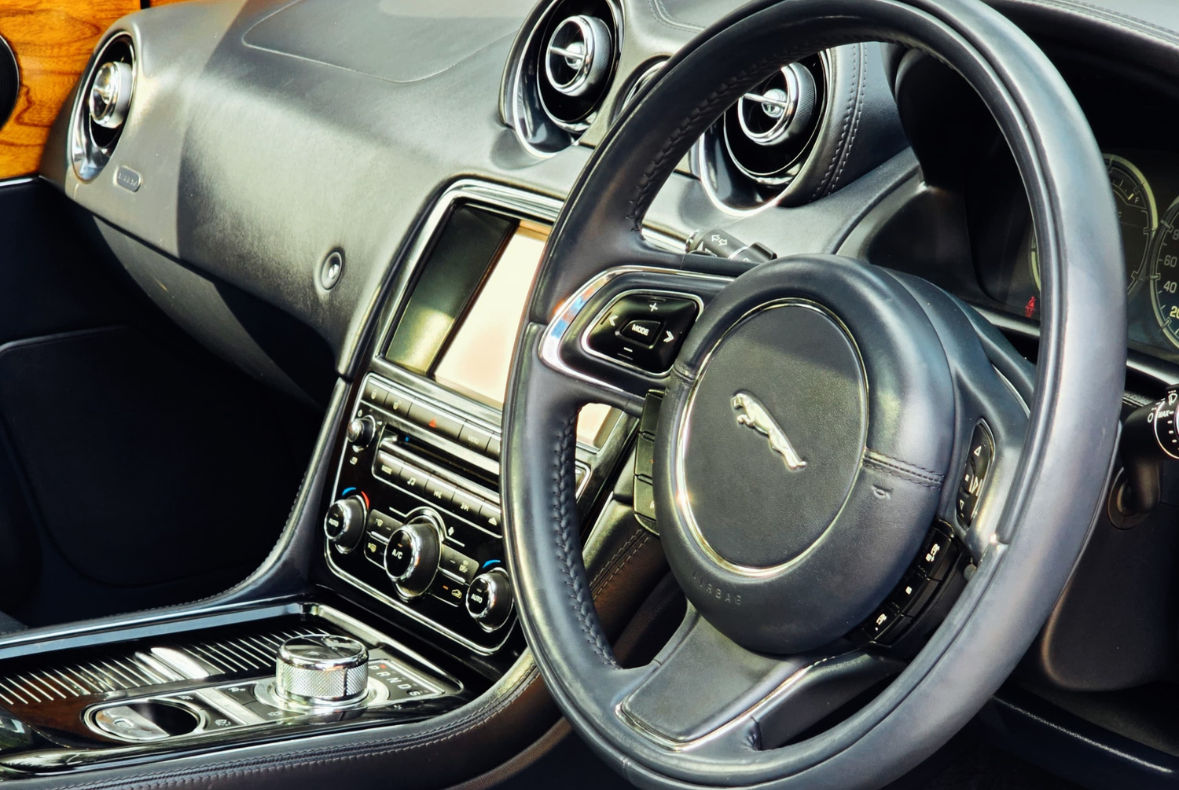 Jaguar XJL