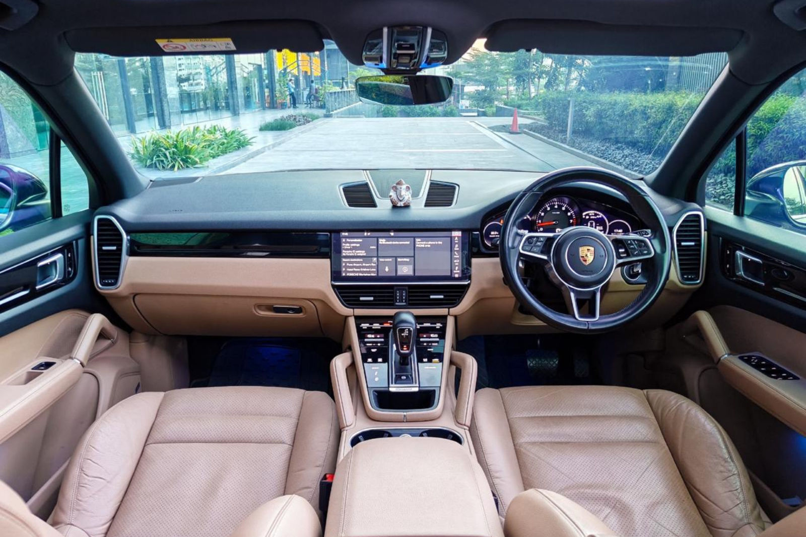 Porsche Cayenne Platinum Edition 