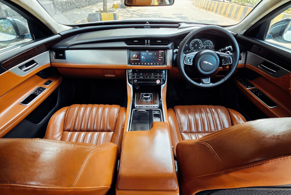 Jaguar XF Portfolio