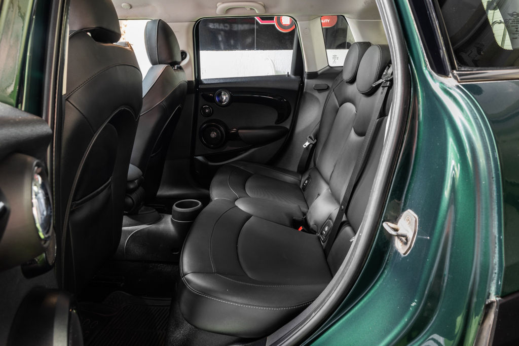 2016 Mini Cooper D 