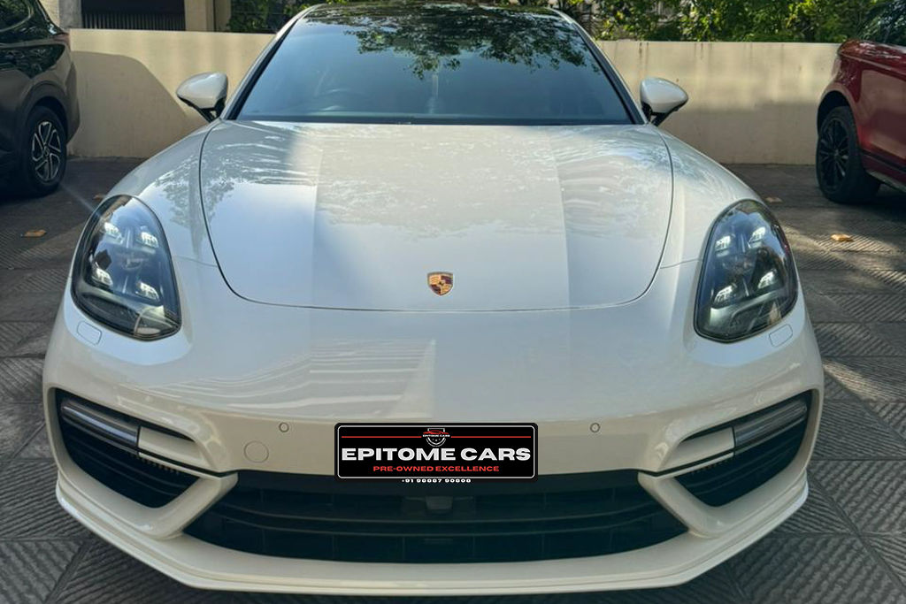 2018 Porsche Panamera Turbo