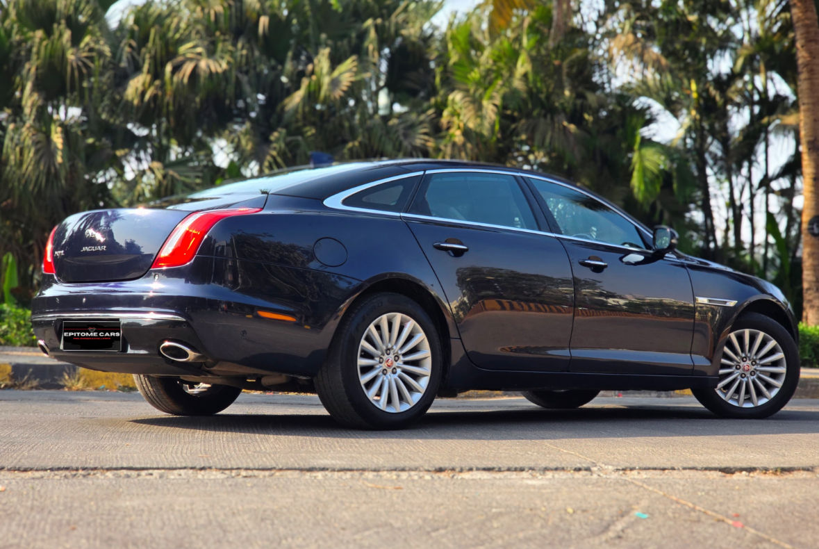 Jaguar XJL