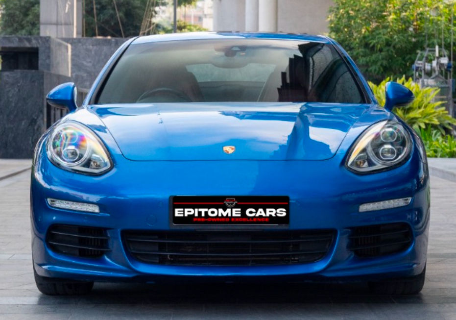 Porsche Panamera 4
