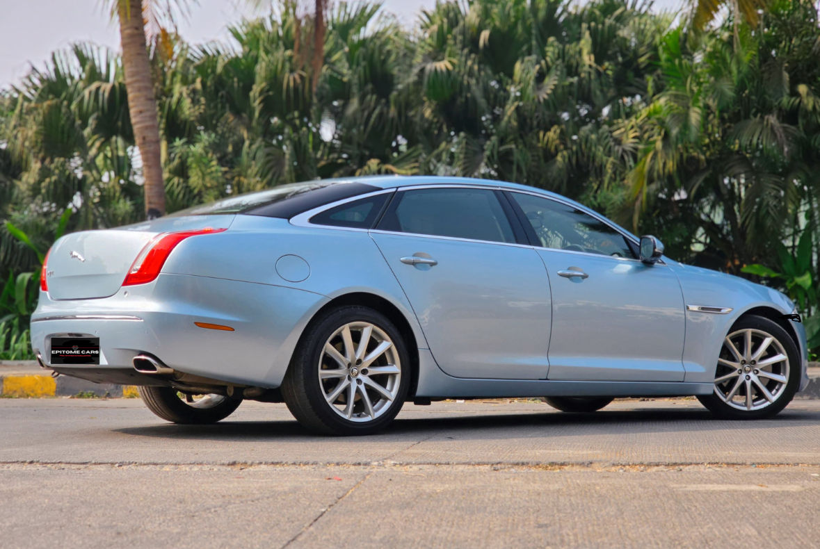 Jaguar XJL