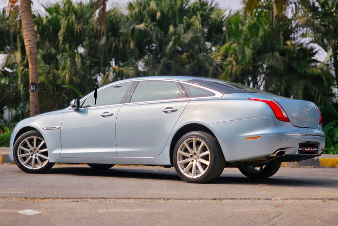 Jaguar XJL