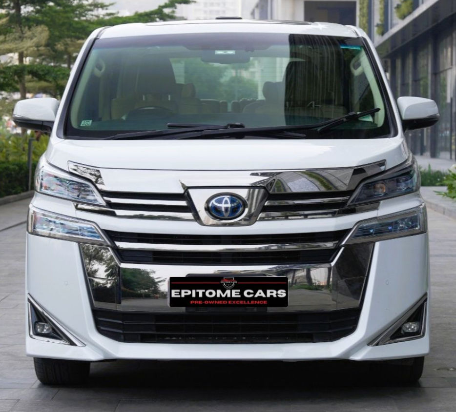 Toyota Vellfire Exclusive Lounge Edition 