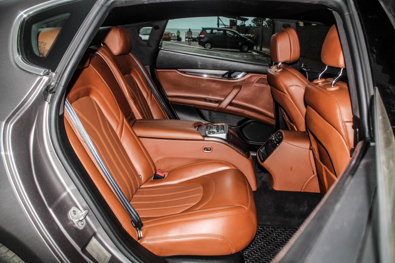Maserati Quattroporte 