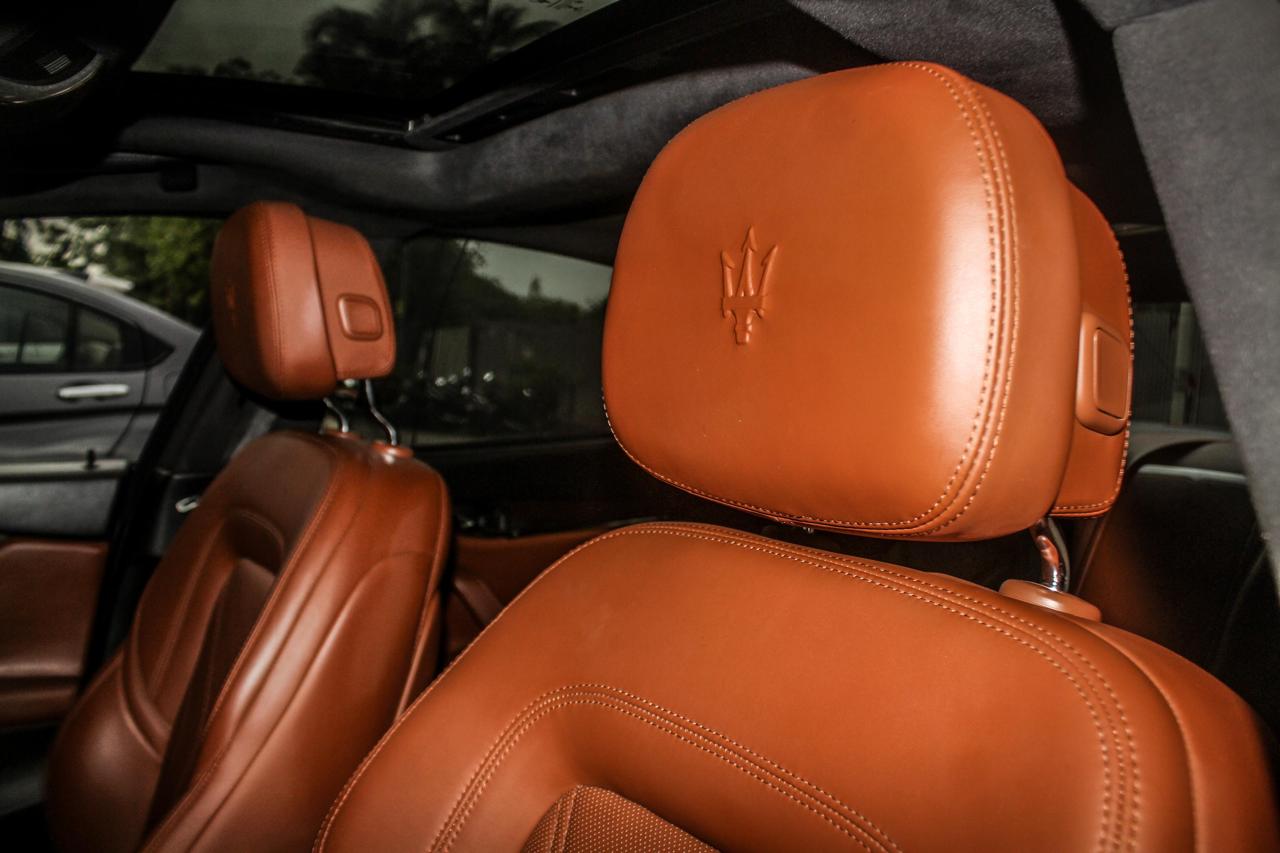 Maserati Quattroporte 