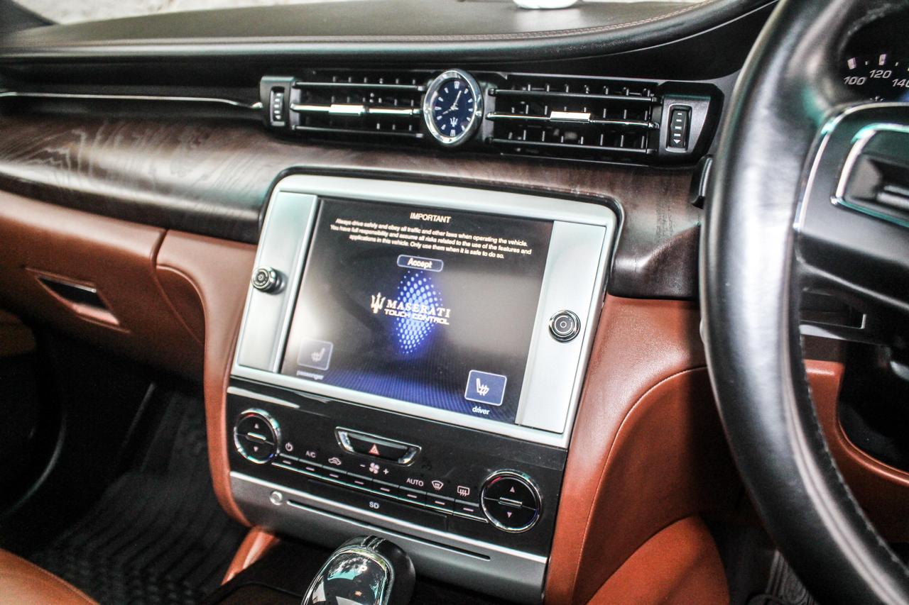 Maserati Quattroporte 