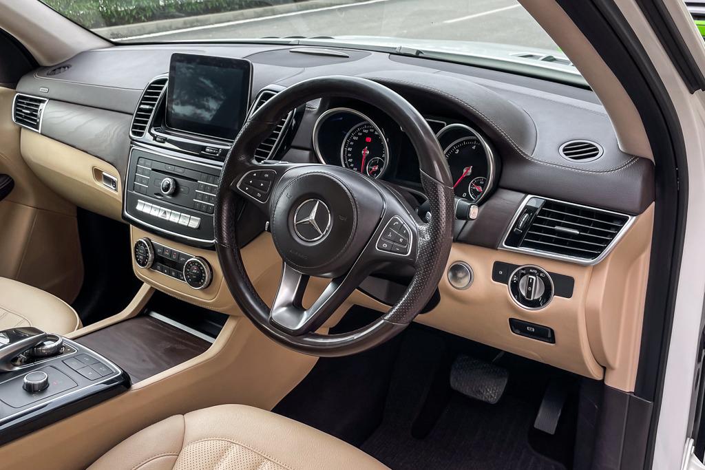 Mercedes Benz GLS350D