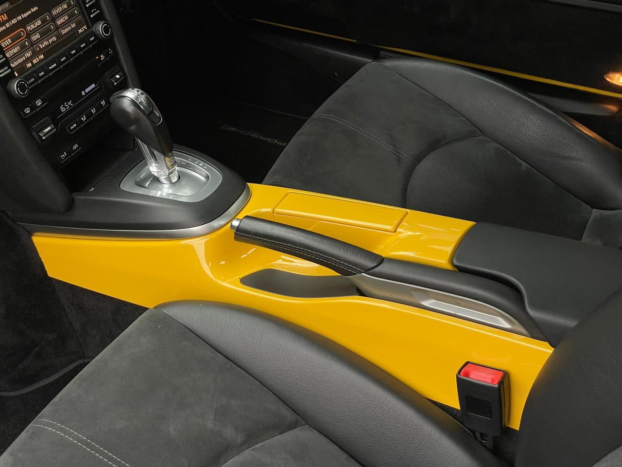 Porsche Cayman S 