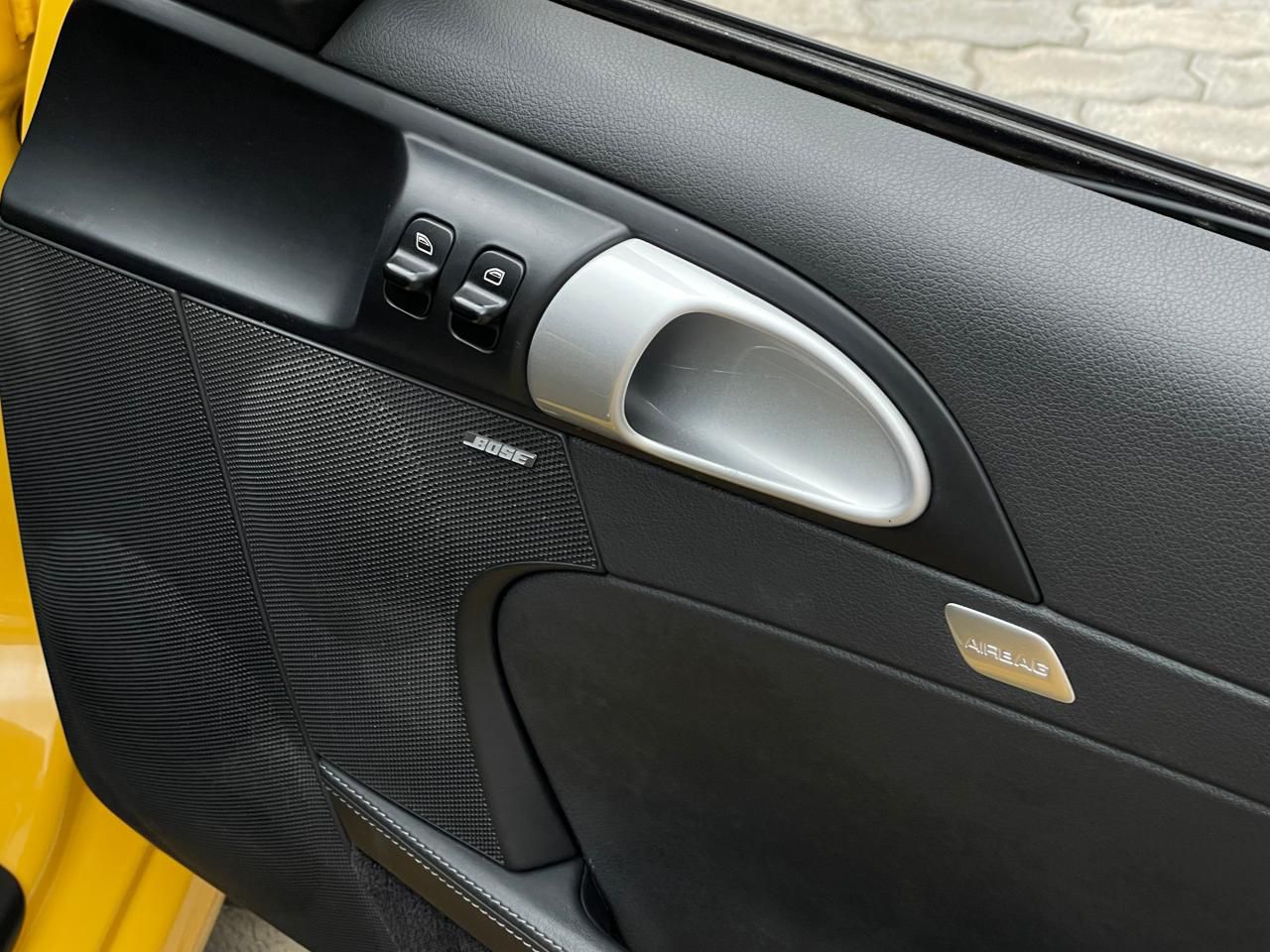 Porsche Cayman S 