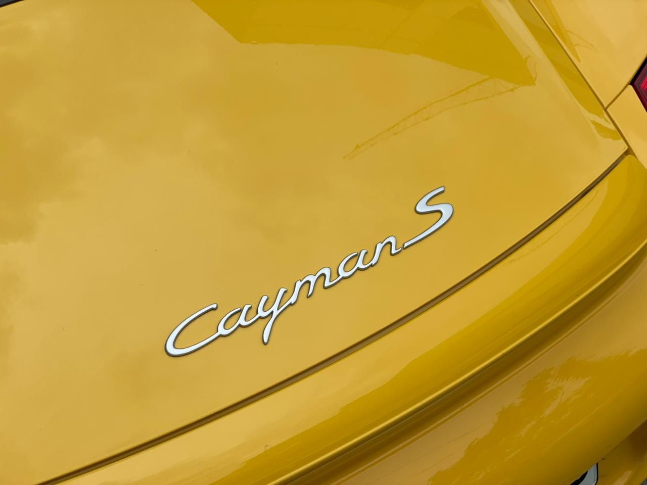 Porsche Cayman S 