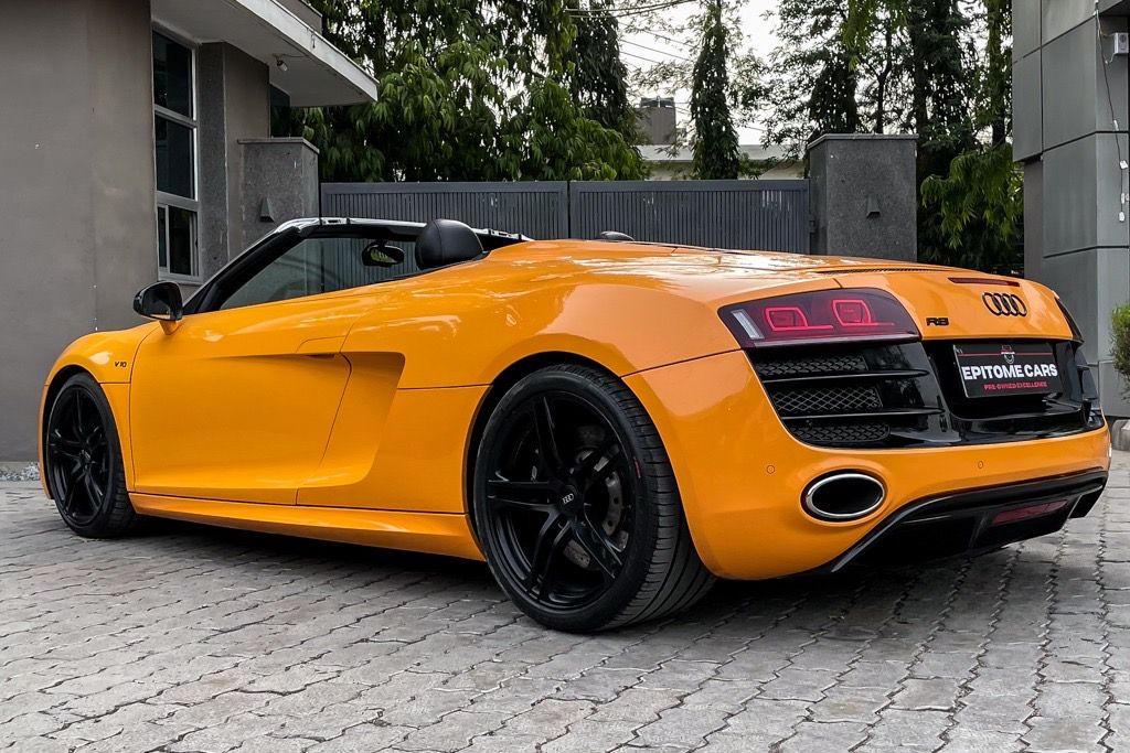 Audi R8 V10 Spyder 