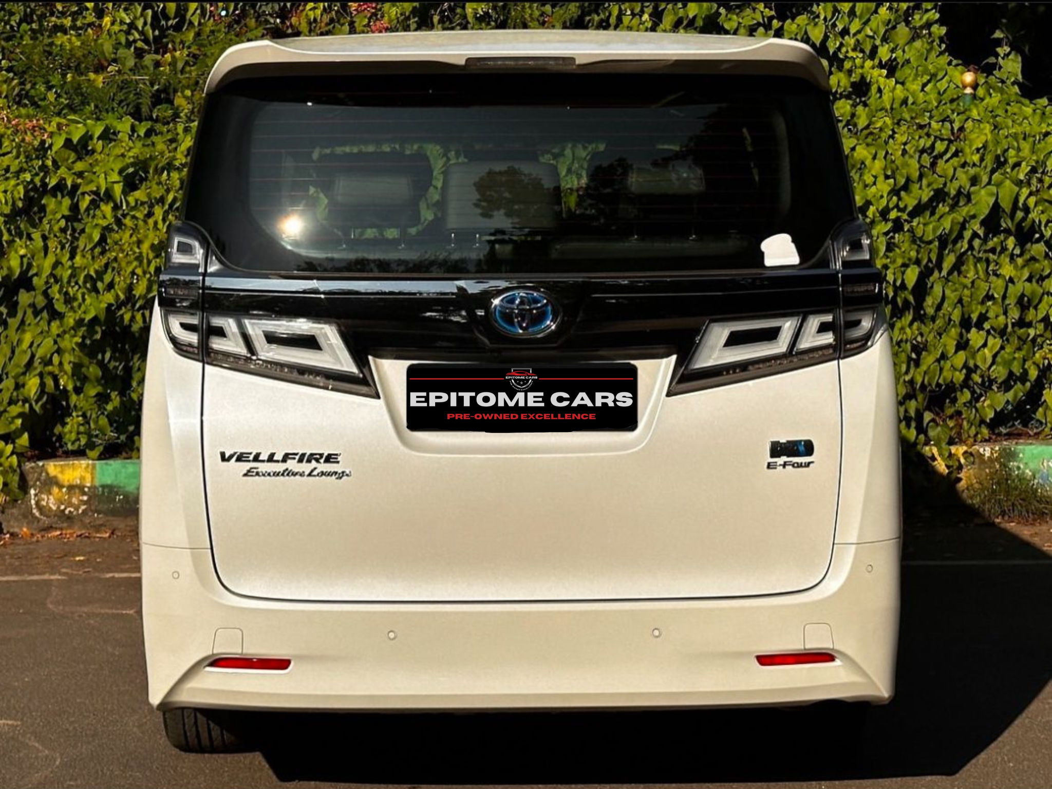 Toyota Vellfire Executive Lounge 