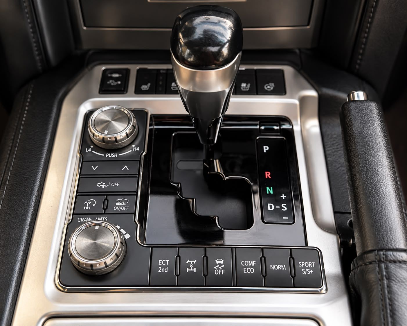Toyota Land Cruiser 200