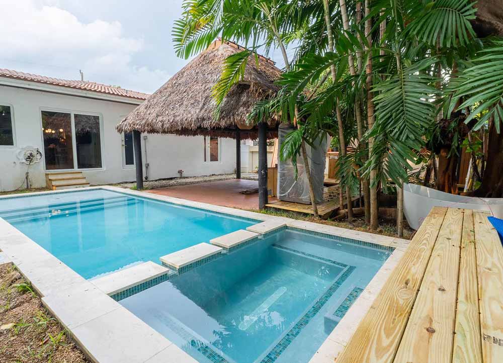 CASA BALI
