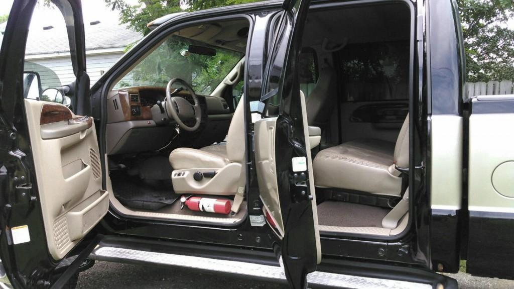 2000 Ford F 350 Super Duty Lariat Crew Cab Pickup 4 Door 7.3L