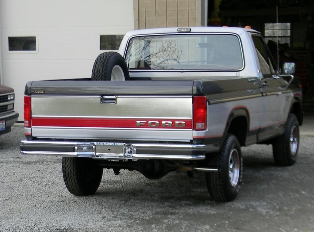 1985 Ford F 150 XLT Lariat