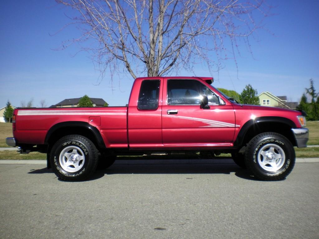 1994 Toyota Tacoma Pickup Deluxe Extended cab 4×4