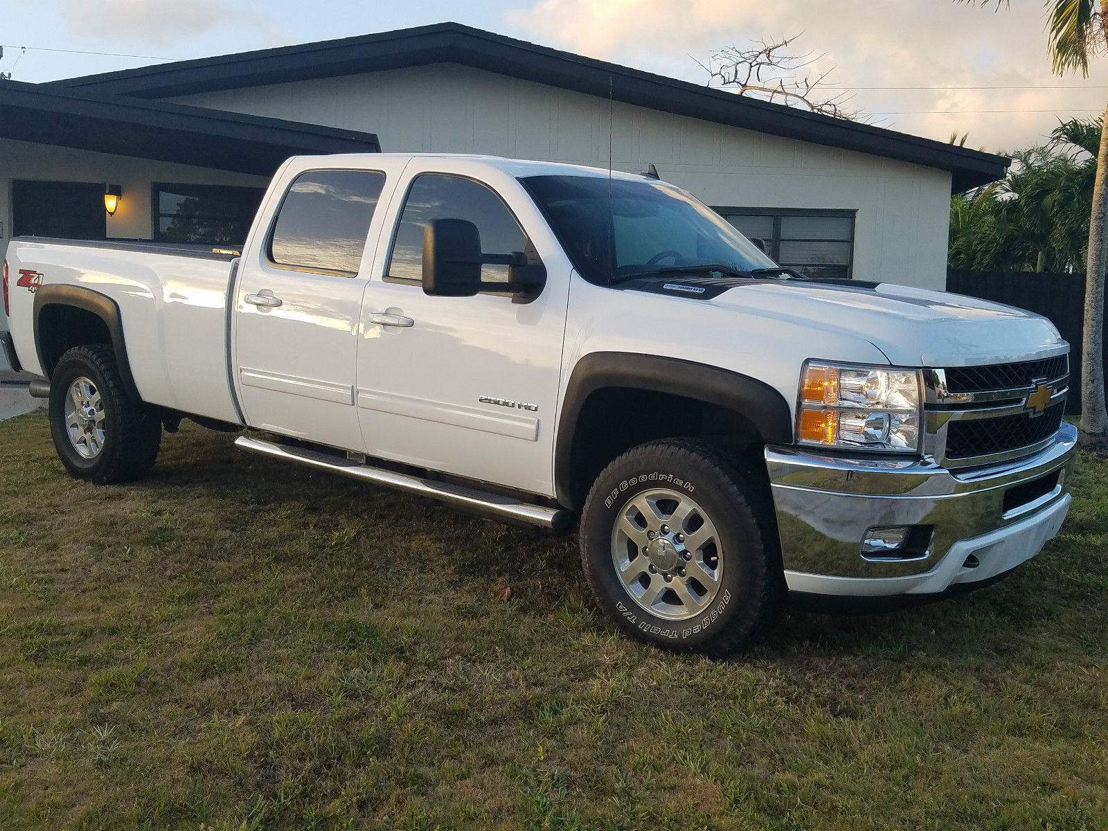 2014 Chevy Silverado 2500 HD Z71 4X4 Pickups for sale