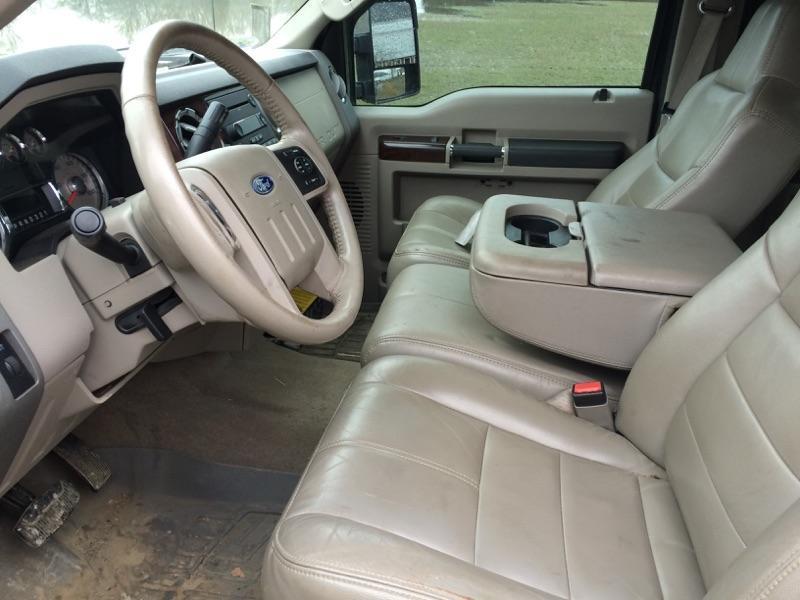 2008 Ford F-350 Lariat without engine