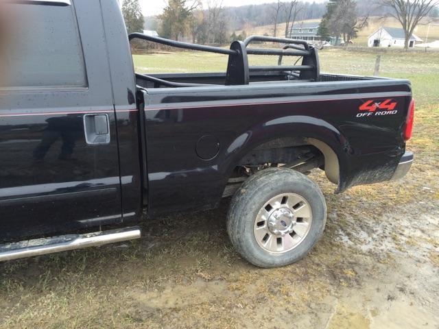 2008 Ford F-350 Lariat without engine
