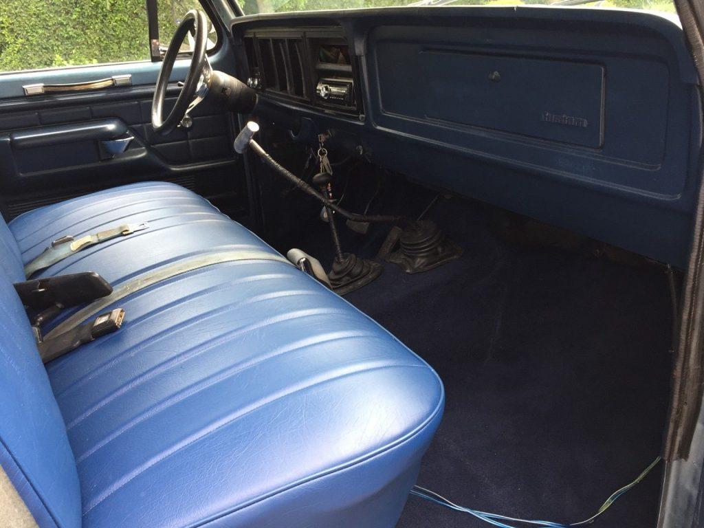 4-speed stick shift 1976 Ford F 150 Custom Standard pickup
