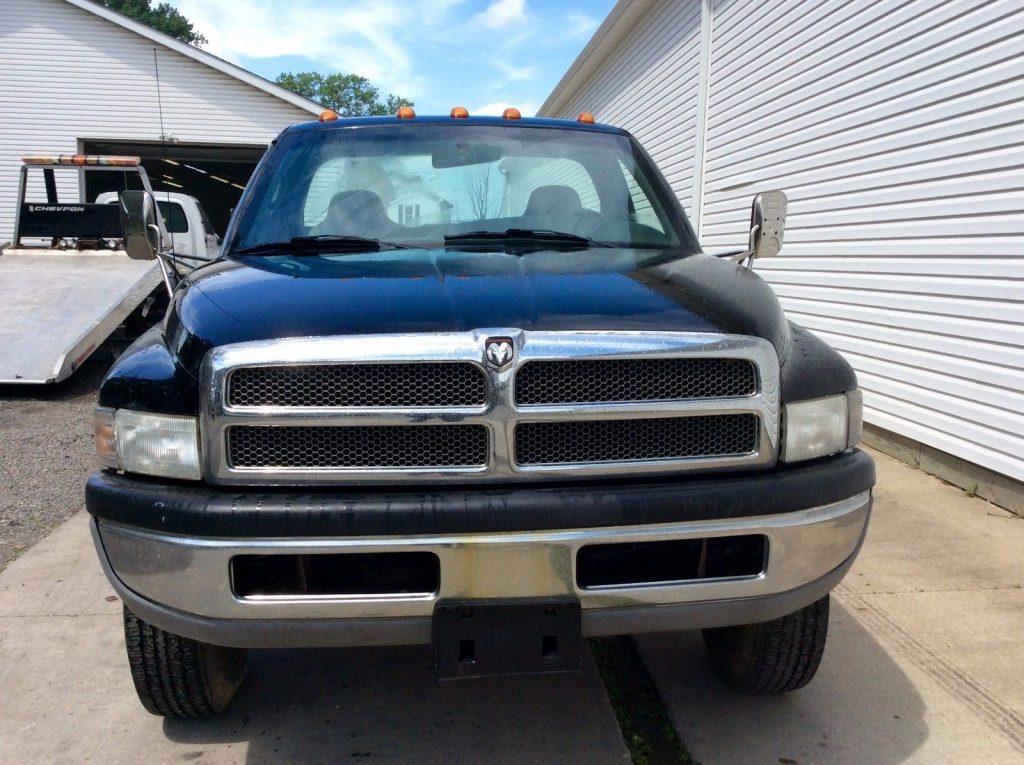 Needs bed 2000 Dodge Ram 3500 pickup