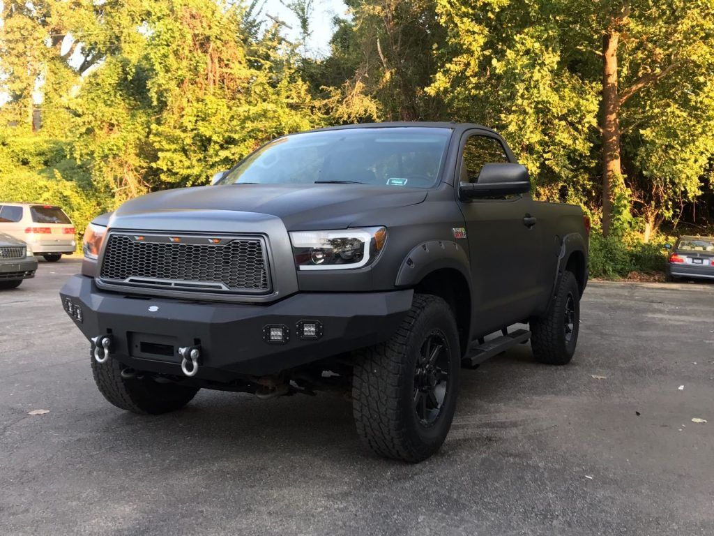 Powerful 2010 Toyota Tundra SR5 TRD pickup