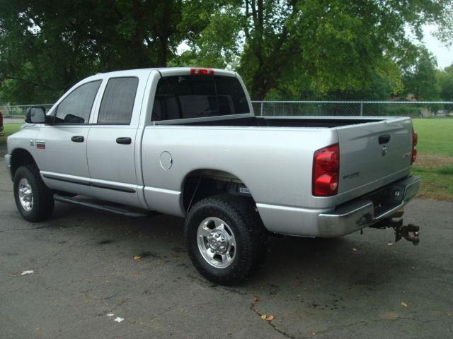 RUNS AND DRIVES GREAT 2007 Dodge Ram 2500 SLT pickup