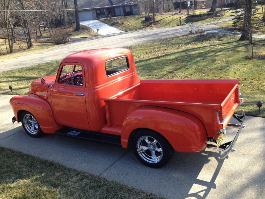 newer engine 1950 Chevrolet pickup