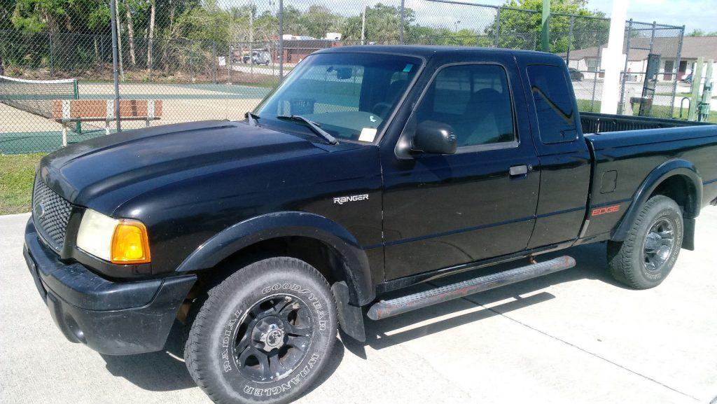 extended cab 2002 Ford Ranger Edge pickup