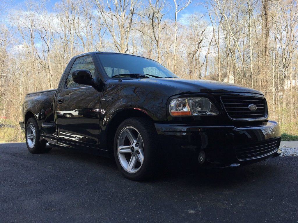 custom 2003 Ford Lightning SVT F150 pickup