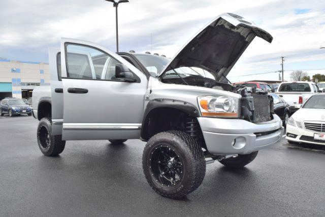 loaded 2006 Dodge Ram 3500 Laramie pickup