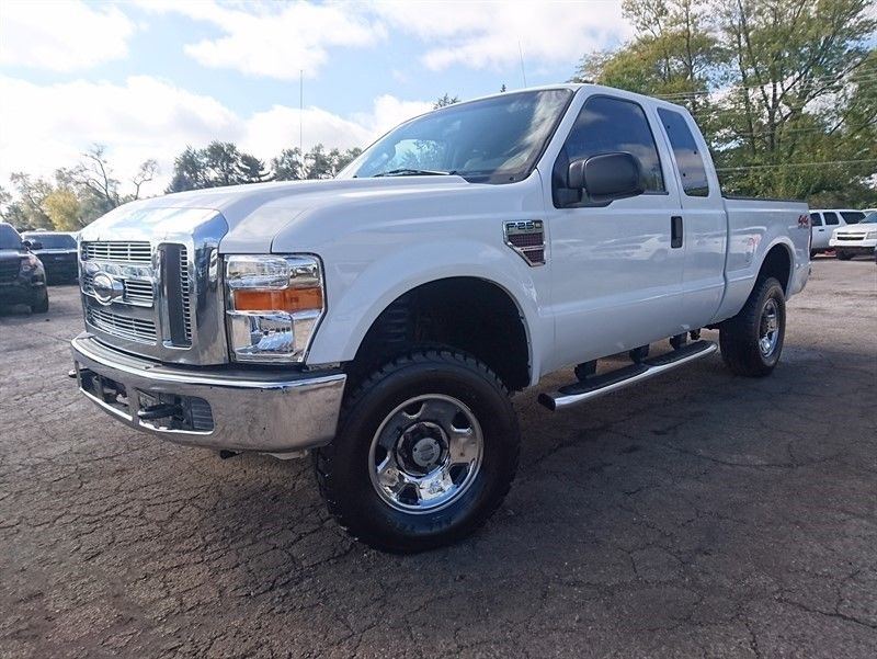 low miles 2008 Ford F 250 XLT Supercab pickup