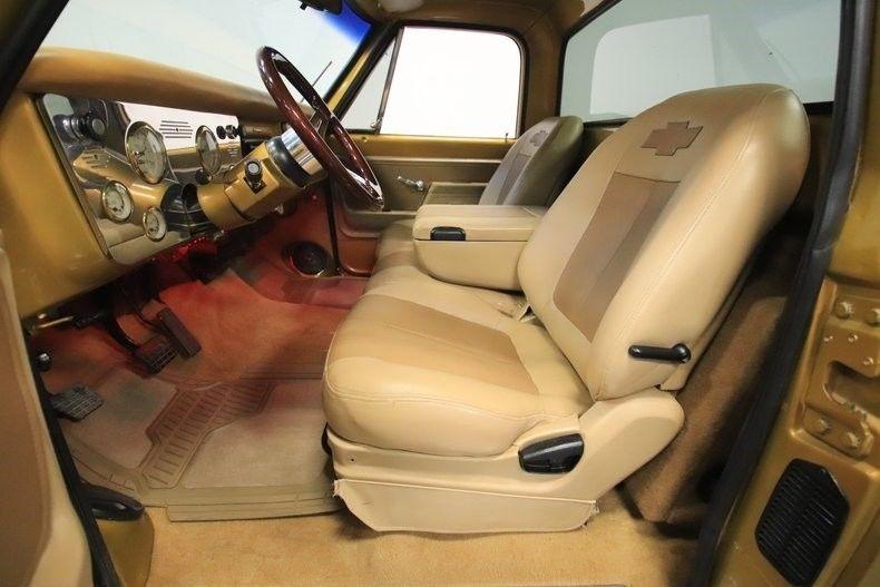 restomodded 1972 Chevrolet C 10 pickup
