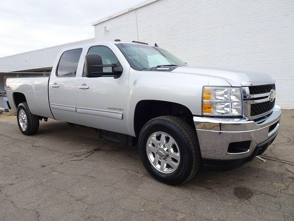 clean 2012 Chevrolet Silverado 3500 LTZ pickup