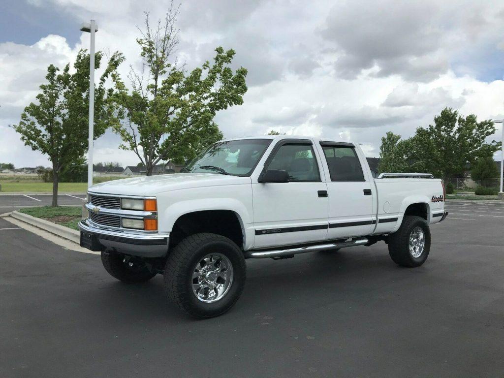 loaded 2000 Chevrolet C/K 2500 Silverado pickup