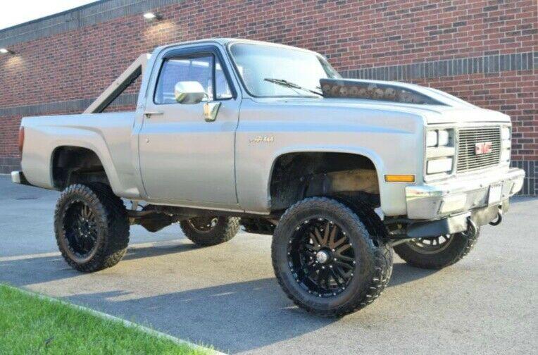 new parts 1985 Chevrolet C 10 1/2 Ton Stepside pickup