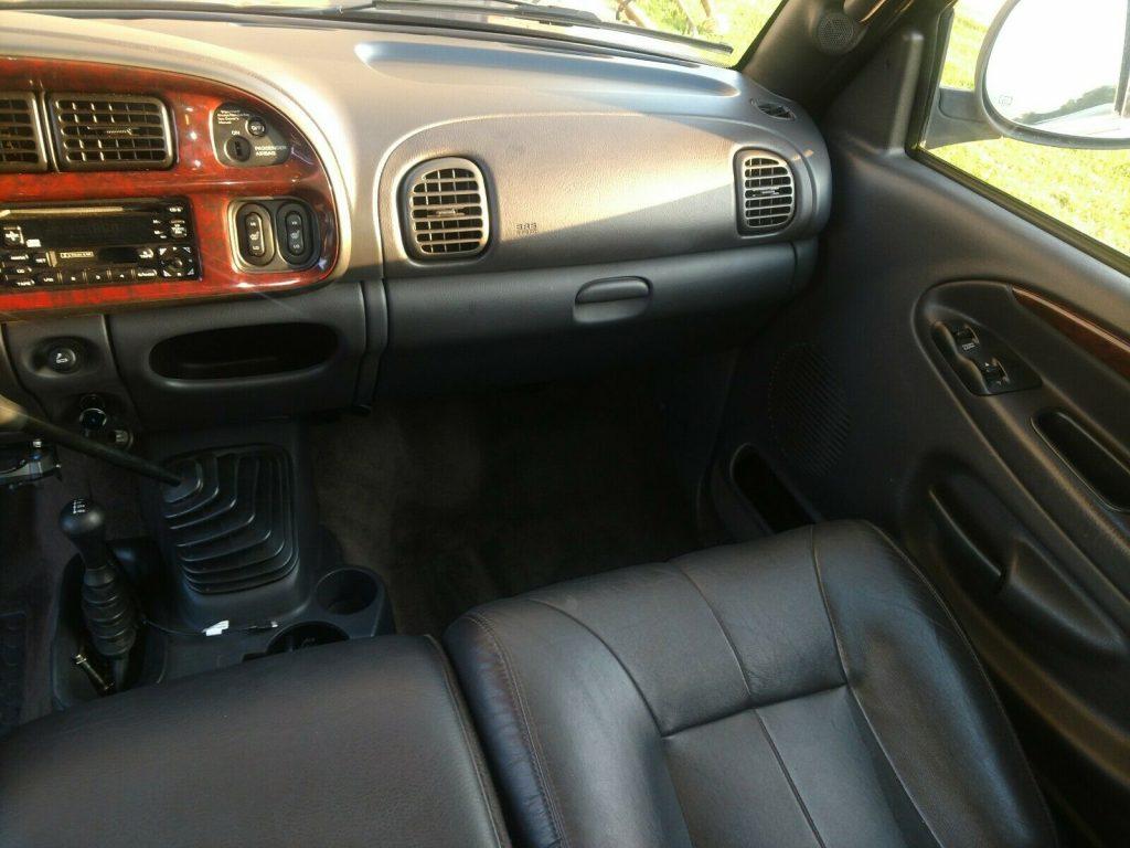 solid 2002 Dodge Ram 3500 SLT pickup