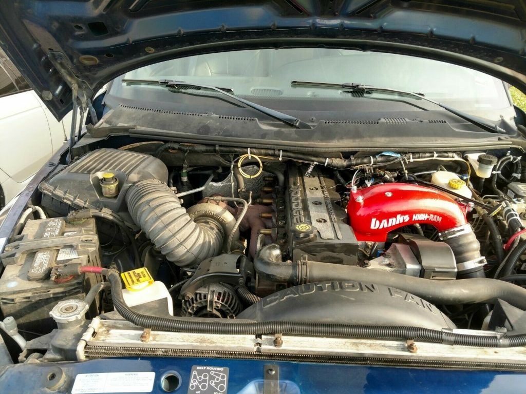 solid 2002 Dodge Ram 3500 SLT pickup