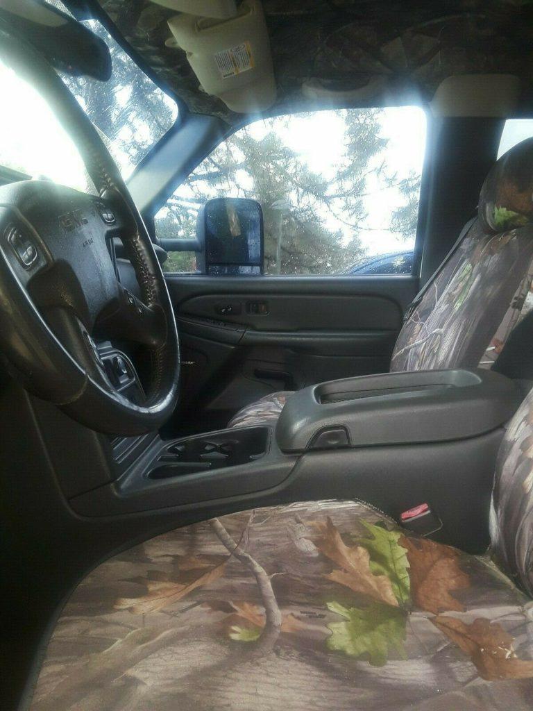 needs work 2004 GMC Sierra 3500 Slt pickup