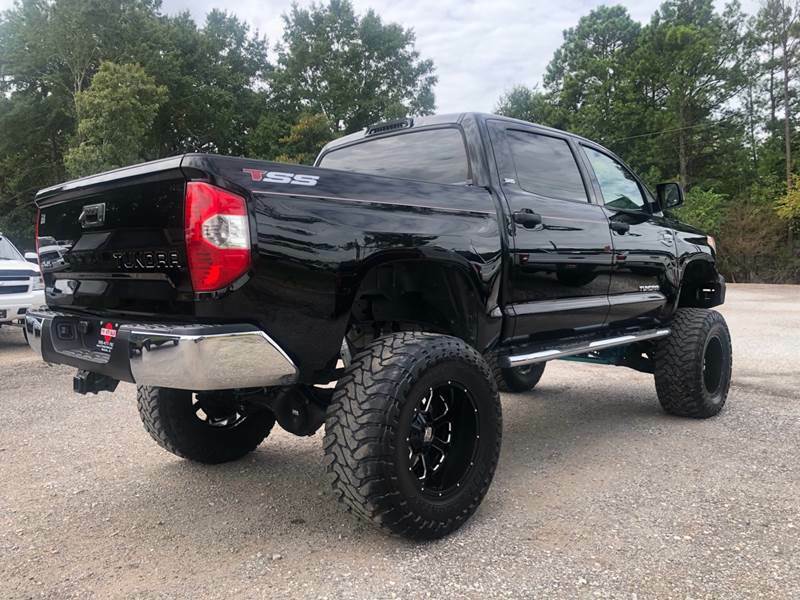 sharp 2014 Toyota Tundra SR5 4×4 pickup