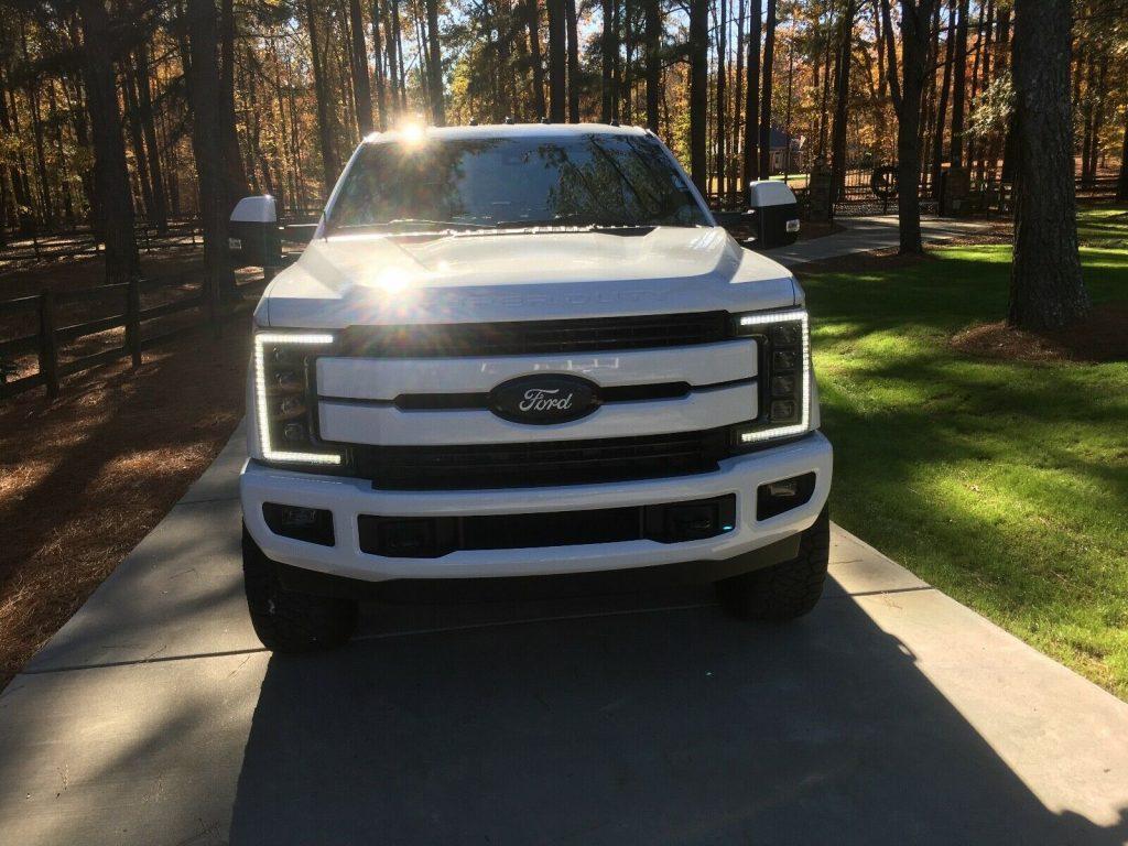modified 2019 Ford F 350 Lariat Dually pickup
