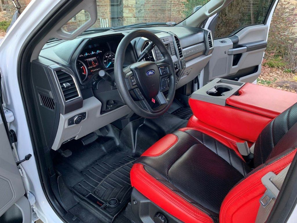 sharp 2018 Ford F 250 XLT pickup