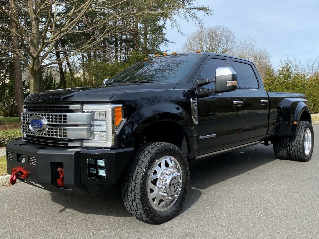 gorgeous 2017 Ford F 350 PLATINUM pickup
