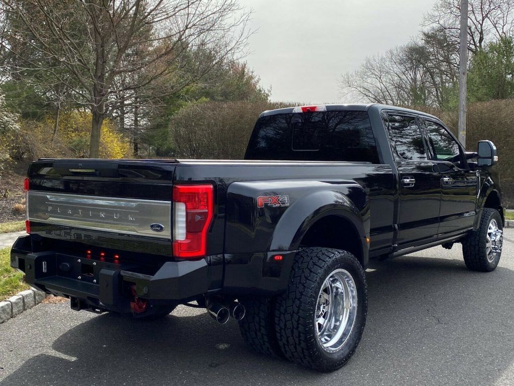 gorgeous 2017 Ford F 350 PLATINUM pickup